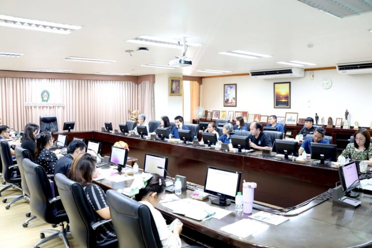 กองพัฒนานักศึกษาเข้าร่วมประชุมคณะกรรมการบริหารสำนักงานอธิการบดี ครั้งที่ 6/2569